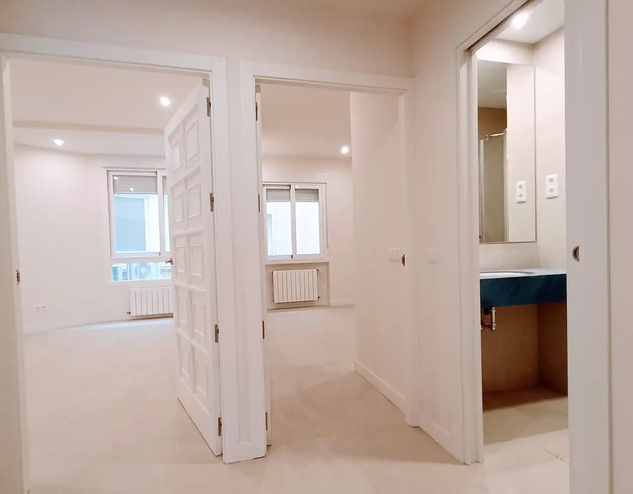 Flat for rent in Madrid  with Air Conditioner, Heating and Terrace