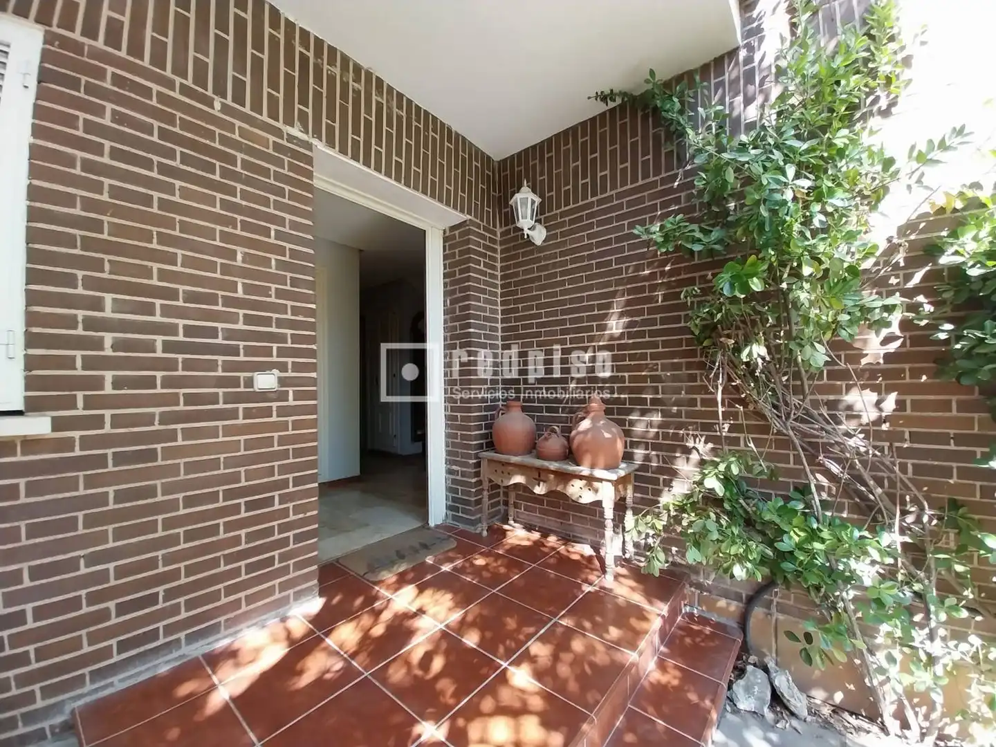 Villa con piscina in vendita a  Urbanizaciones, imagen 2