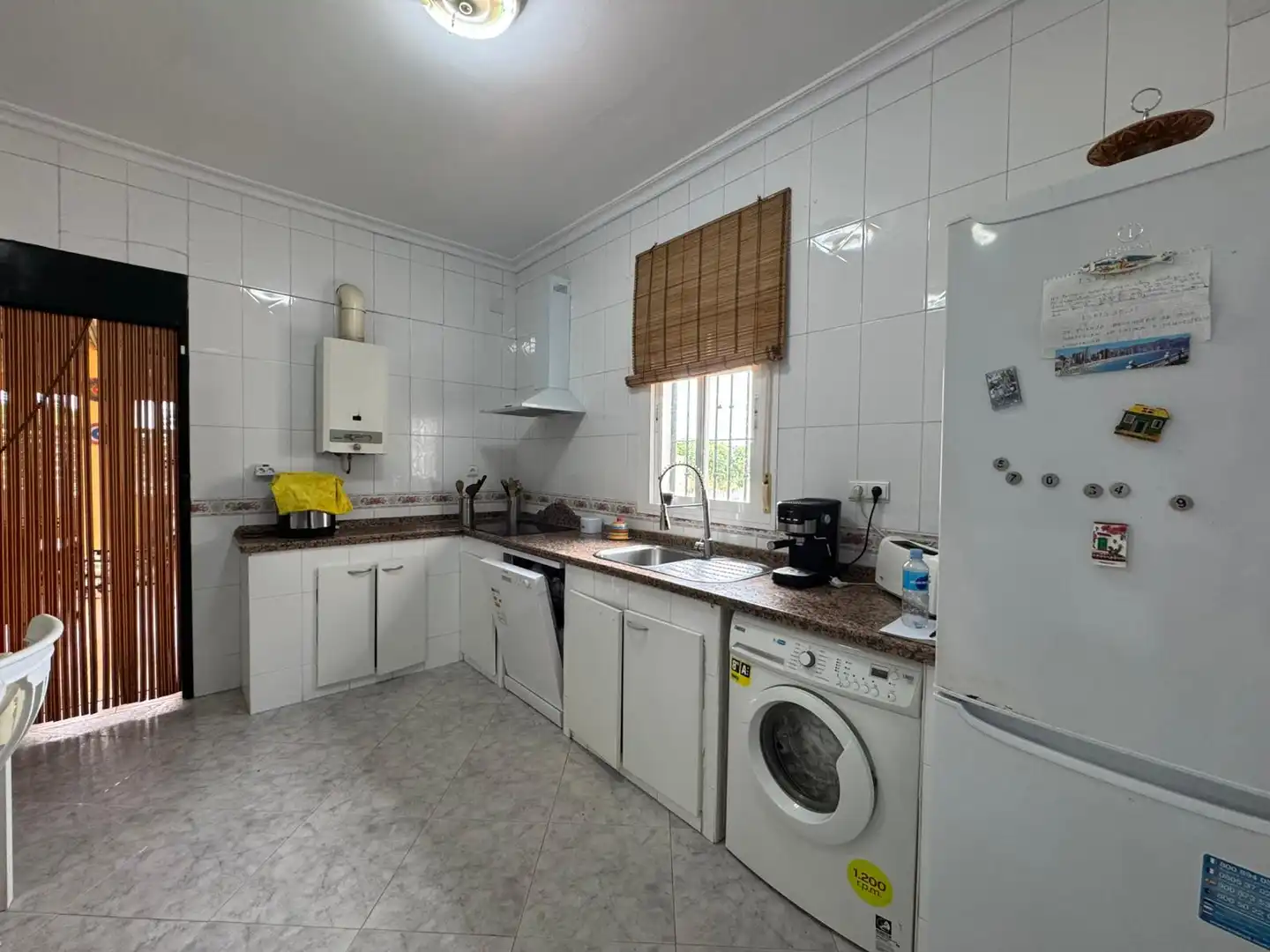 Cocina de Casa o chalet en venta en Carmona con Terraza, Trastero y Piscina