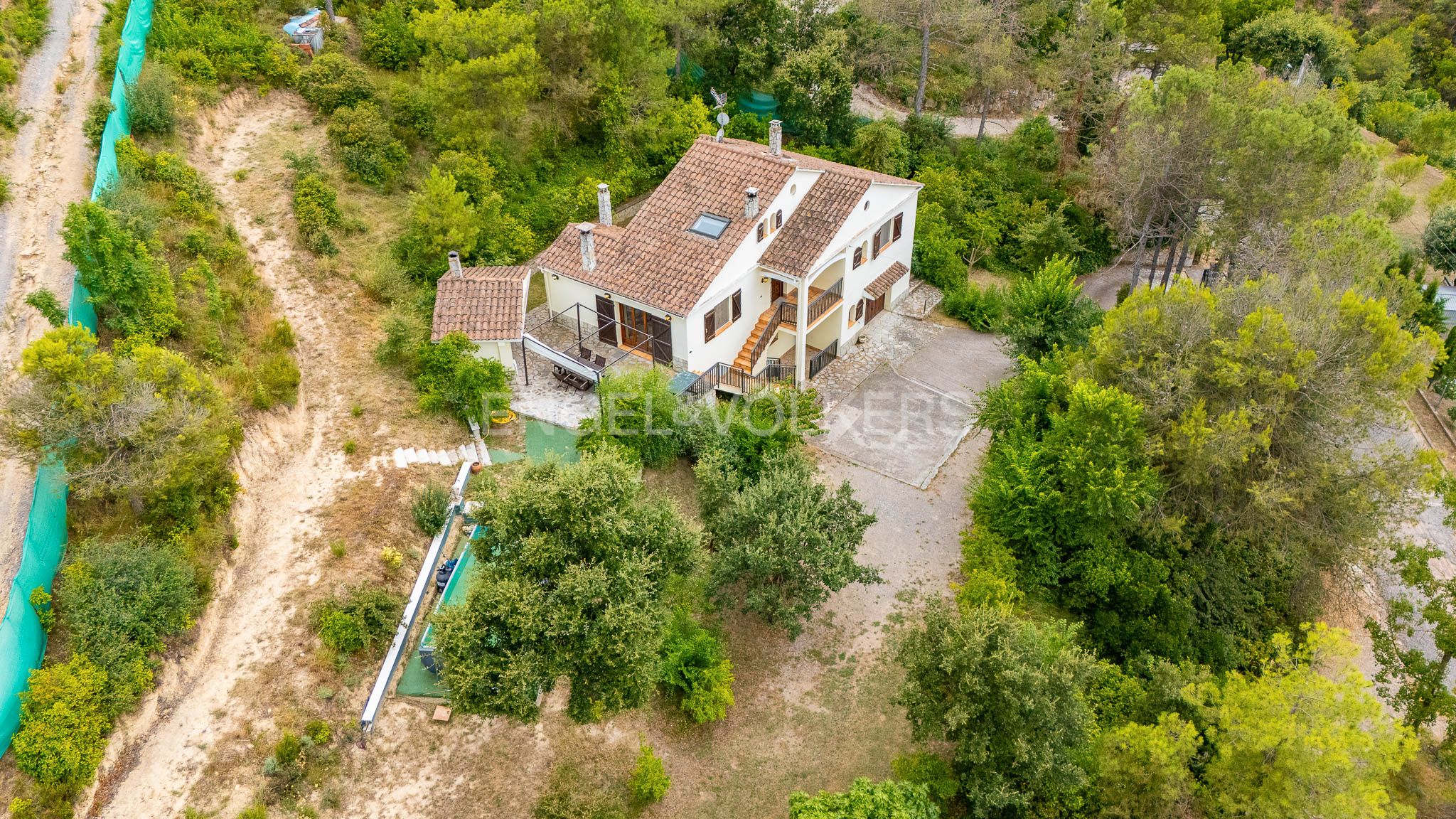 Vista exterior de Casa o xalet en venda en Castellbell i el Vilar amb Calefacció, Jardí privat i Traster