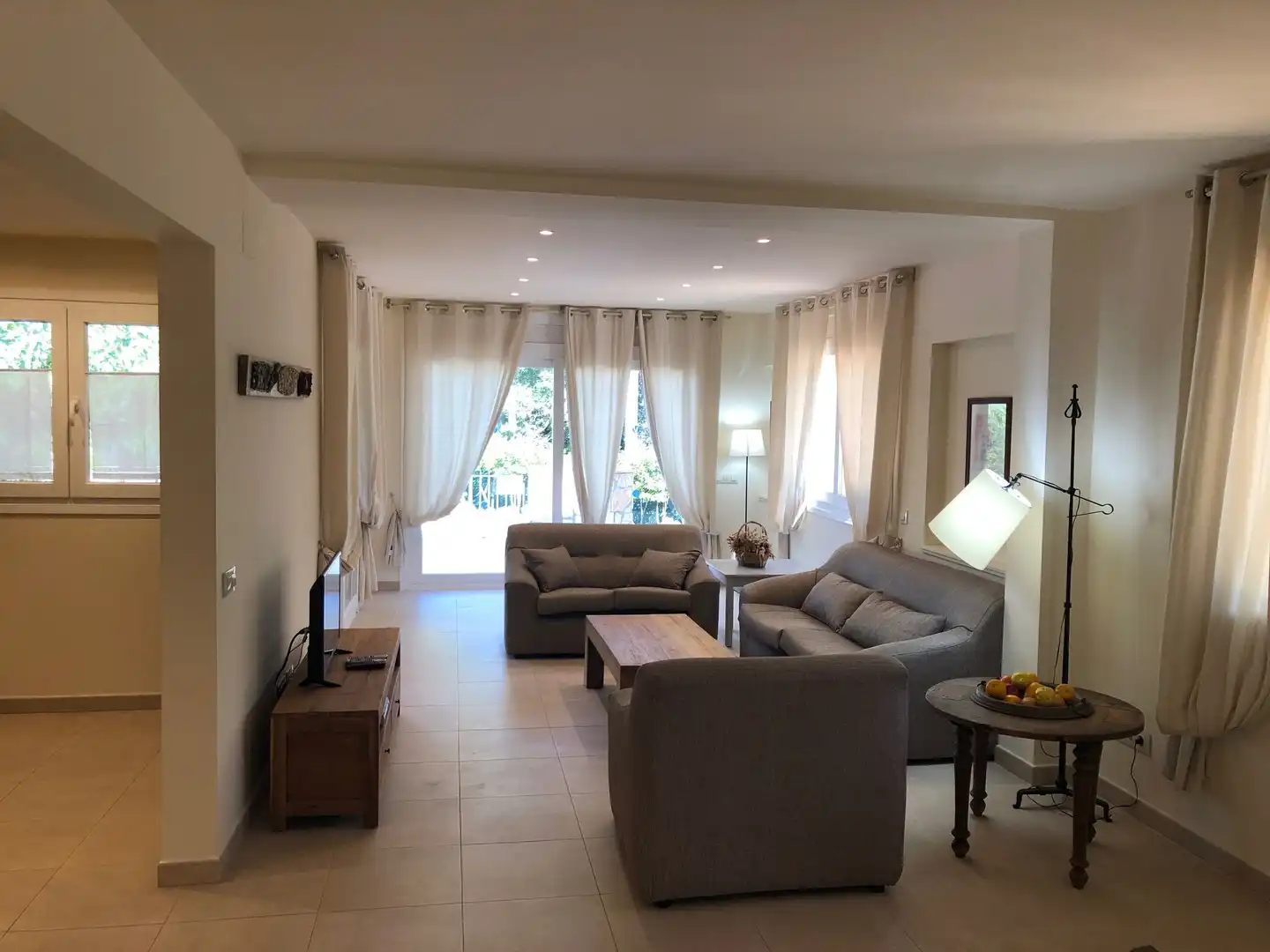 Sala d'estar de Casa o xalet en venda en Palafrugell amb Calefacció, Jardí privat i Terrassa
