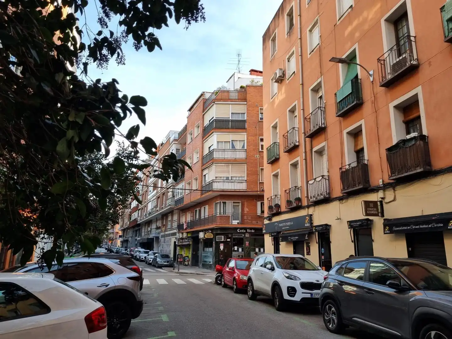 Exterior view of Garage for sale in Madrid