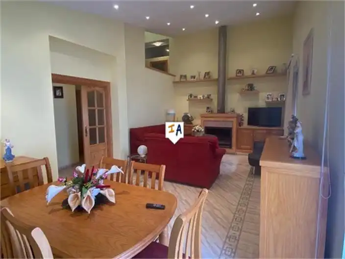 Esszimmer von Einfamilien-Reihenhaus zum Verkauf in Íllora mit Terrasse, Abstellraum und Schwimmbad