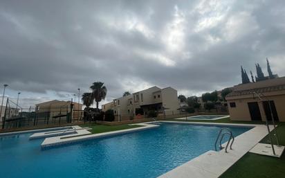 Piscina de Casa adosada en venda en Punta Umbría amb Jardí privat, Terrassa i Piscina