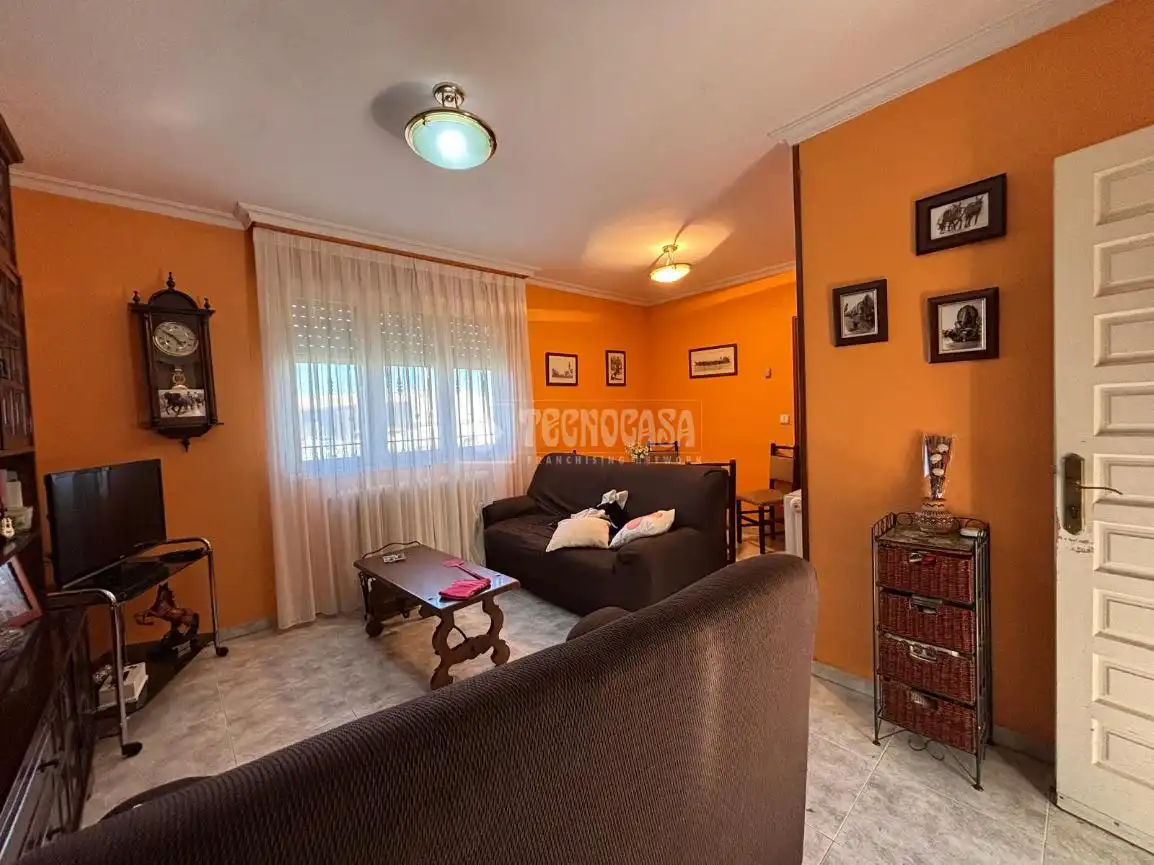 Sala de estar de Casa o chalet en venta en Nava del Rey