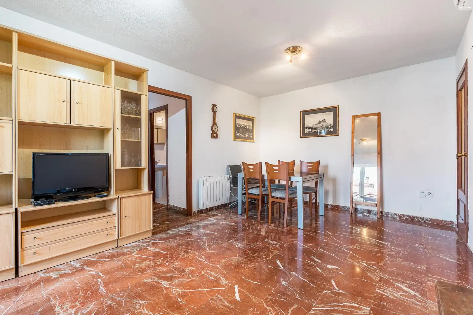 Sala d'estar de Pis en venda en Granada amb Aire condicionat i Calefacció