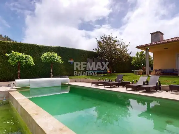Jardí de Casa o xalet en venda en A Cañiza   amb Calefacció, Jardí privat i Terrassa