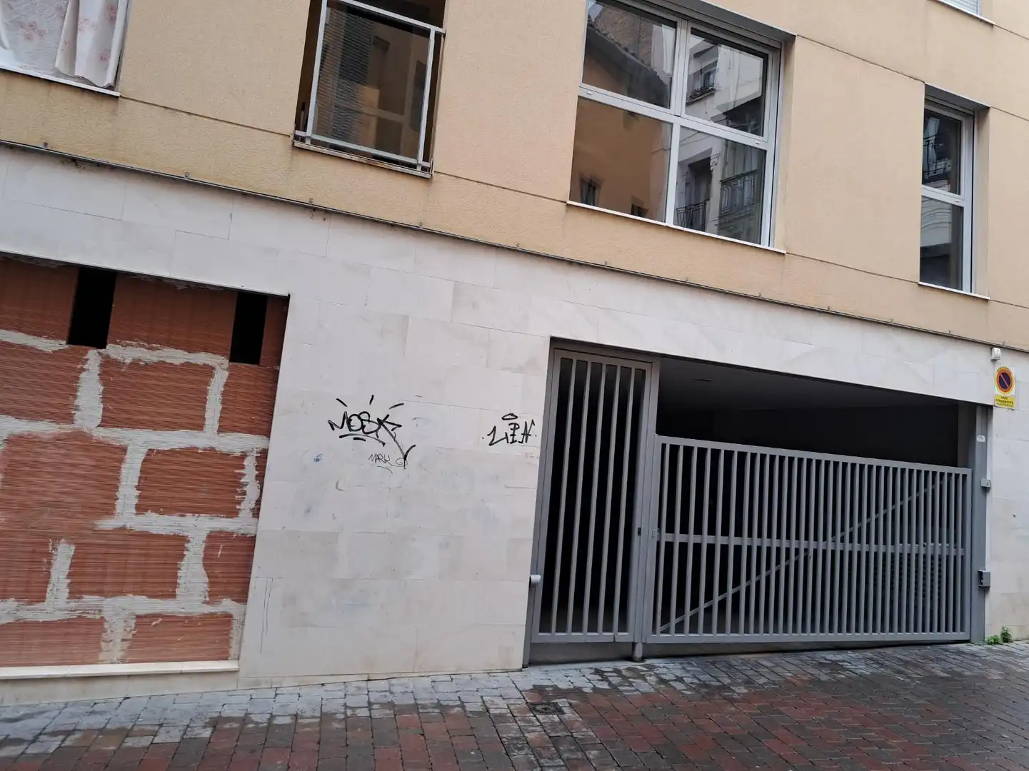 Vista exterior de Garaje en venta en Zaragoza