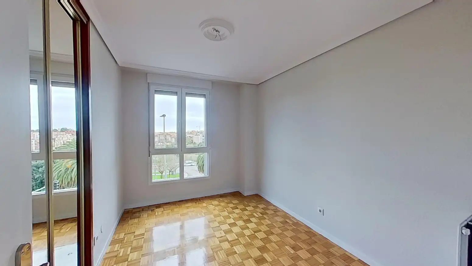 Habitación de Piso en venta en Santander con Calefacción, Jardín privado y Trastero