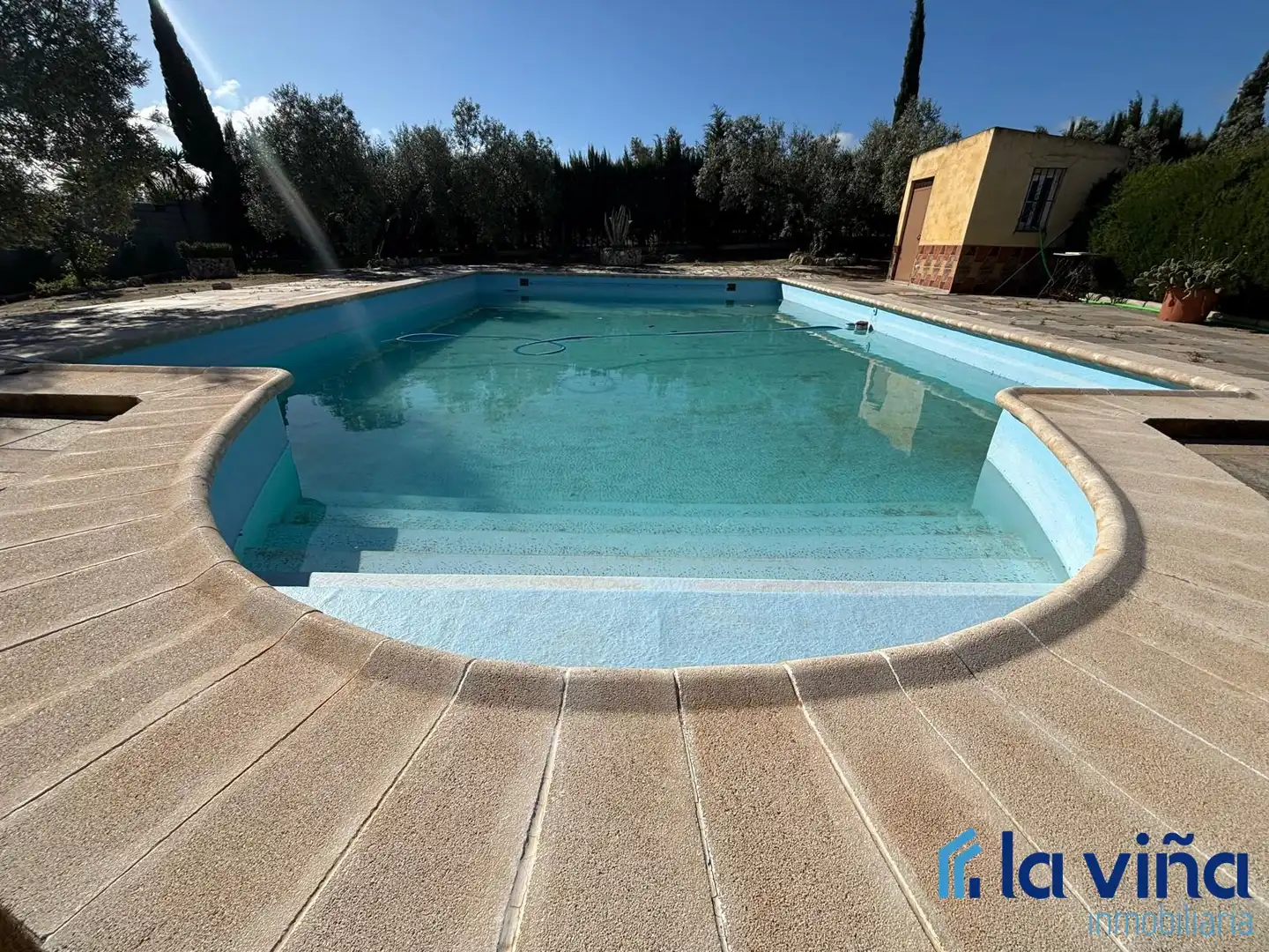 Piscina de Casa o chalet en venta en Casariche con Aire acondicionado, Calefacción y Jardín privado