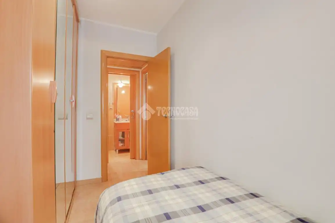 Flat for sale in Sant Andreu, imagen 4