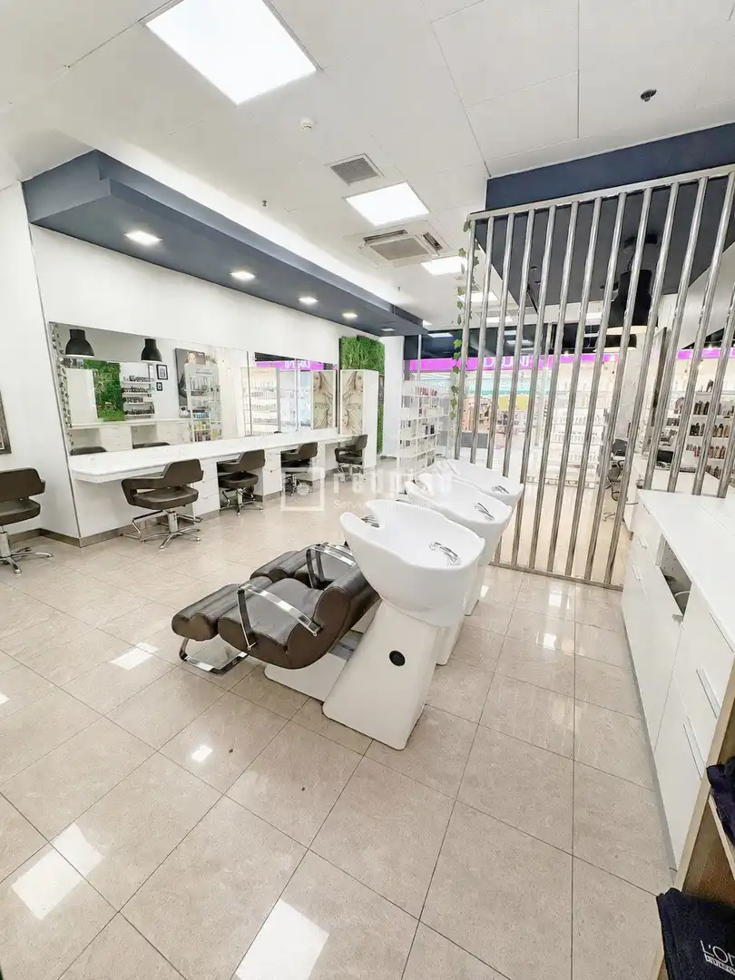 Local comercial en venta en Casco Urbano, imagen 3