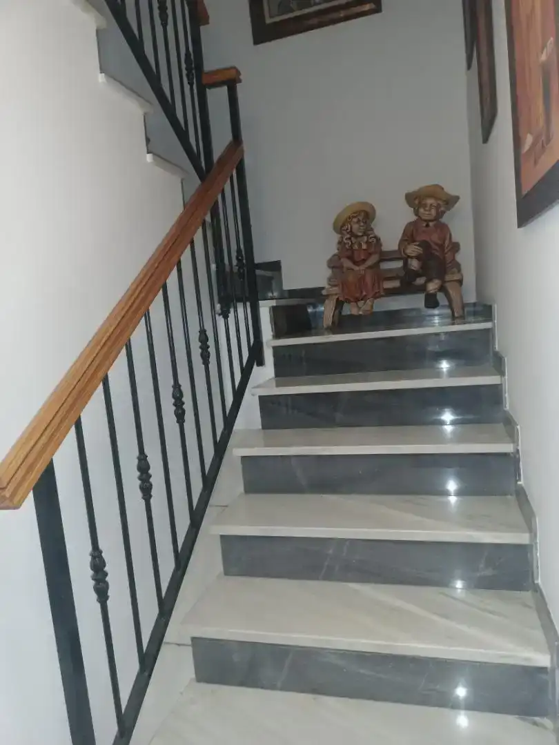 Casa adosada en venda en Fuente Vaqueros amb Aire condicionat i Balcó