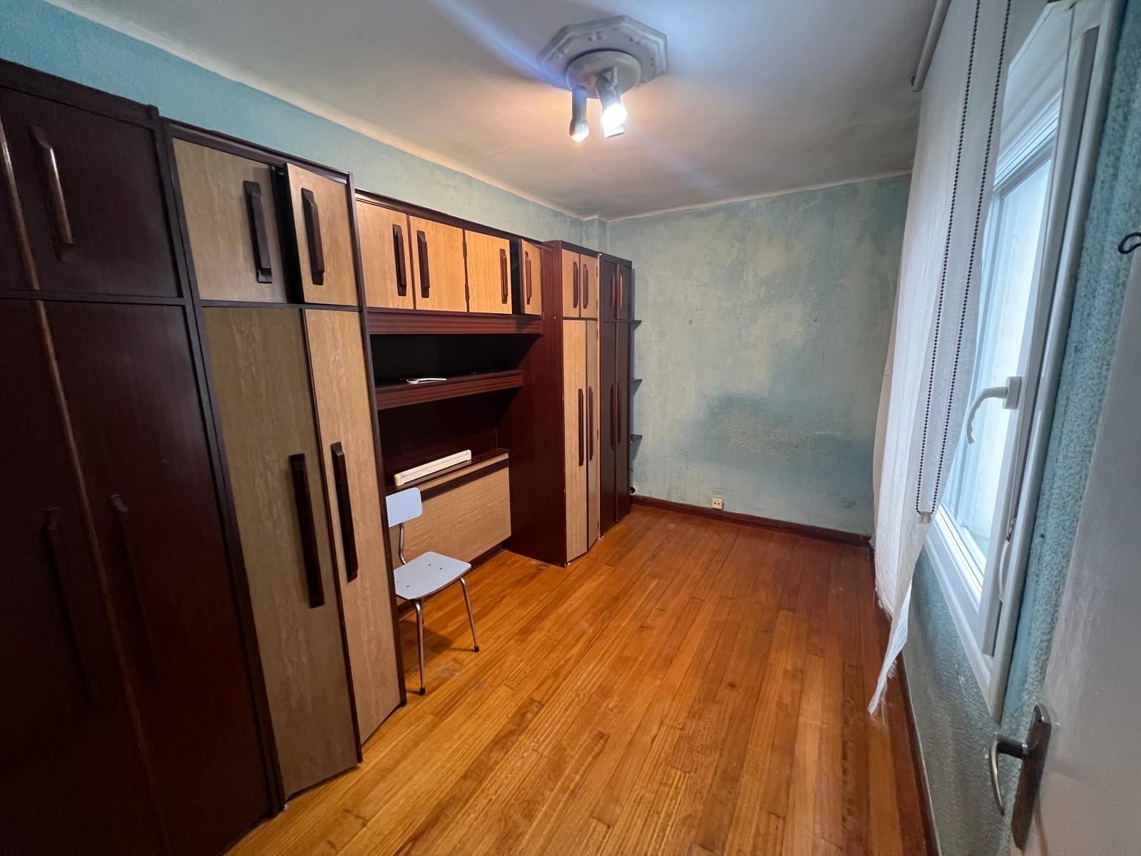 Bedroom of Flat for sale in Bilbao   with Heating