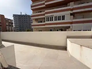 Apartamento con ascensor en venta en Puerto Deportivo, imagen 2