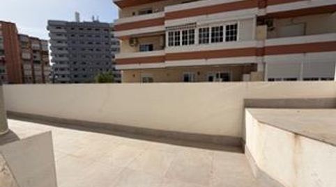 Foto 2 de Apartamento en venta en Puerto Deportivo, Fuengirola
