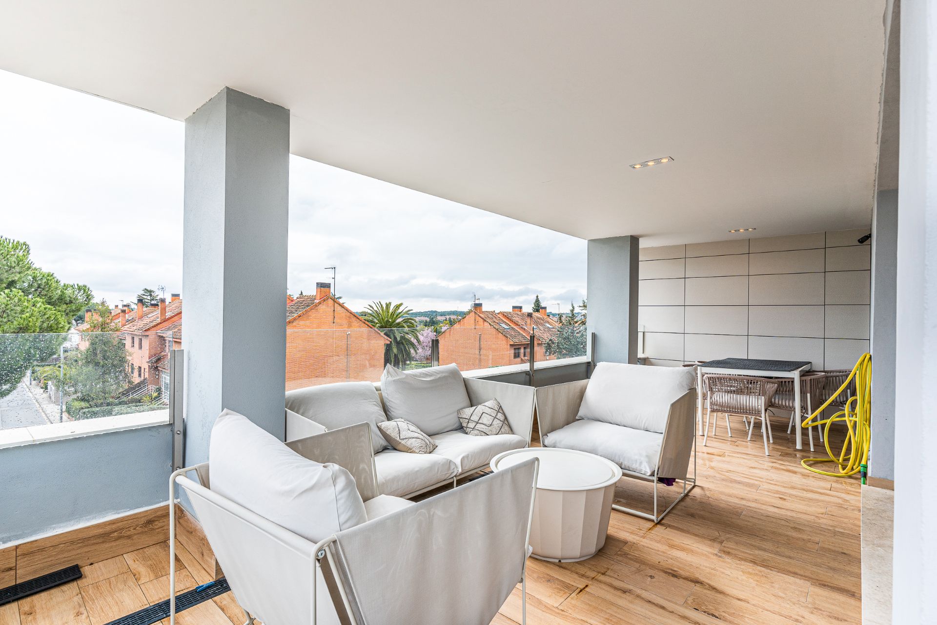 Terrassa de Àtic en venda en Las Rozas de Madrid amb Aire condicionat, Calefacció i Jardí privat