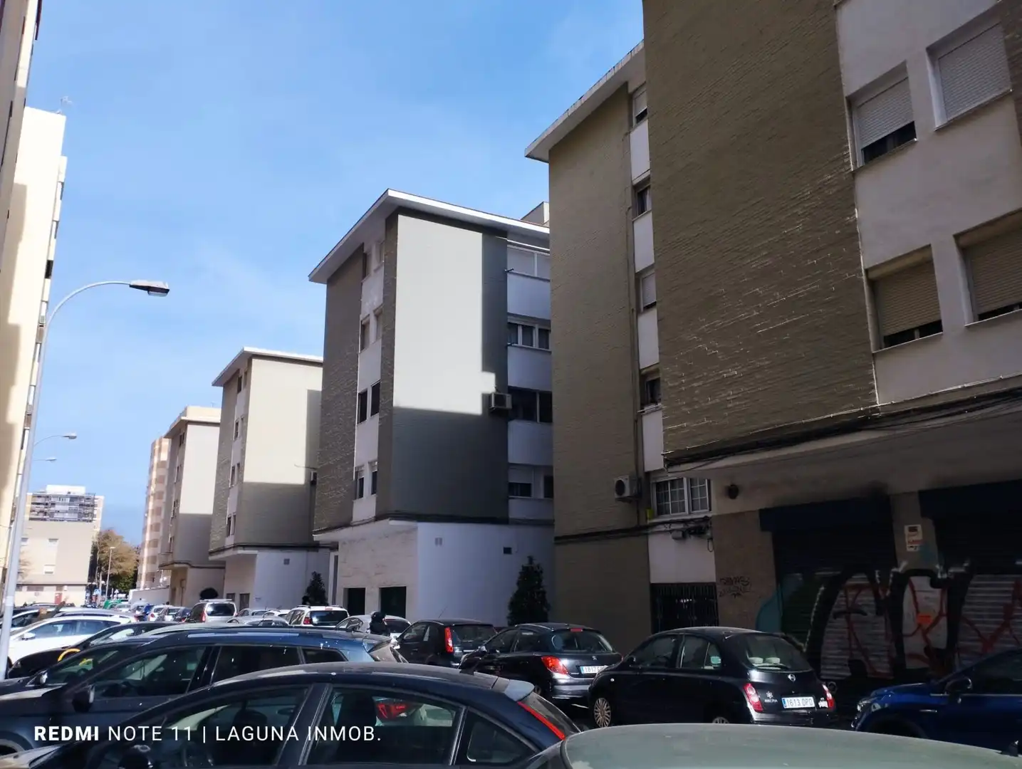 Vista exterior de Piso en venta en Cádiz con Aire acondicionado