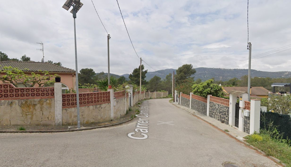 Exterior view of Single-family semi-detached for sale in Canyelles