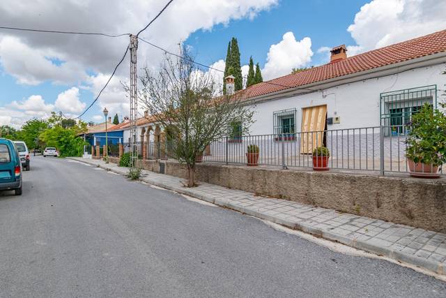 Casa-chalet en Venta en Calle generalife en Arenas del Rey