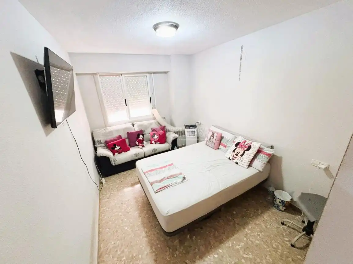 Habitación de Piso en venta en Valencia con Aire acondicionado y Balcón