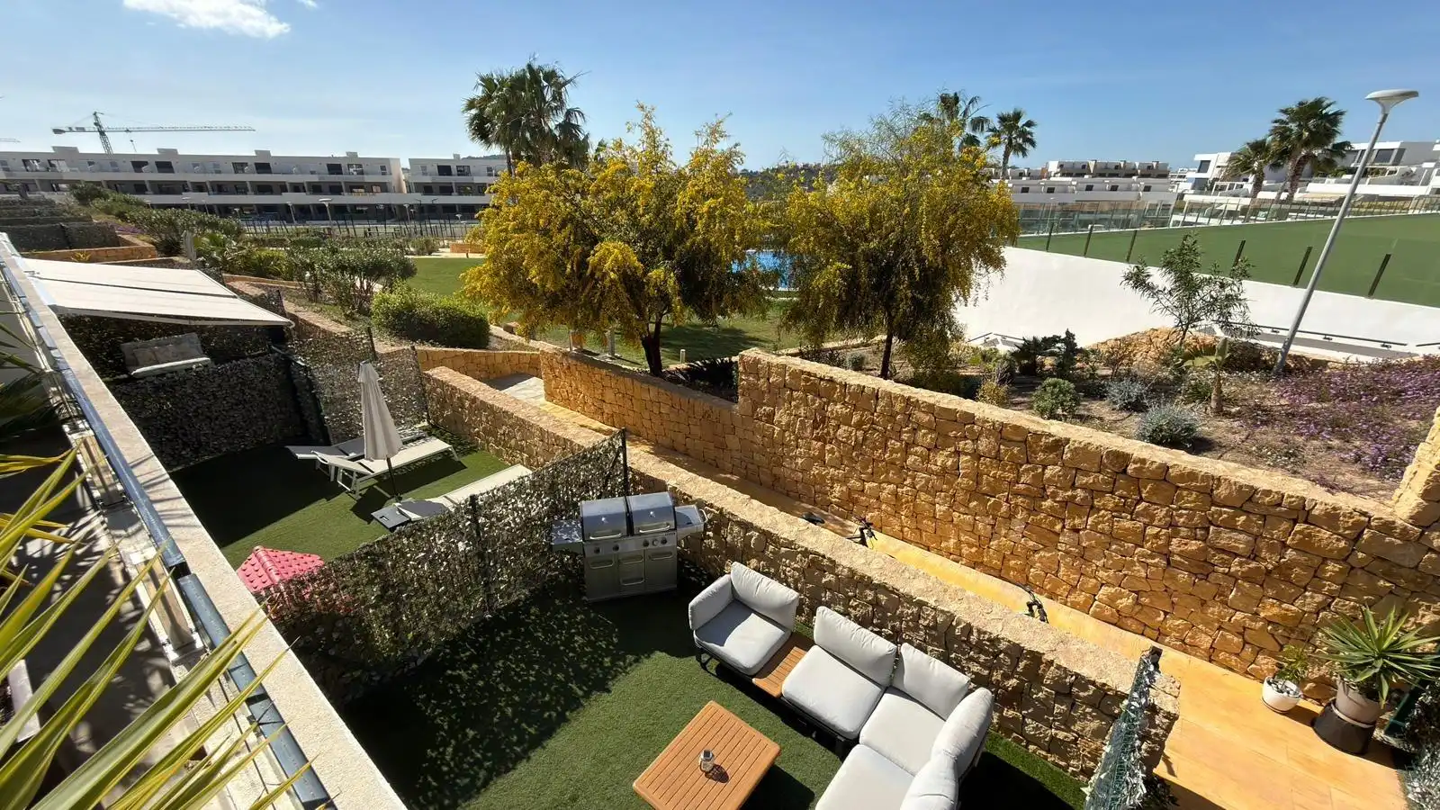 Terrasse von Maisonette zum Verkauf in Finestrat mit Klimaanlage, Heizung und Privatgarten