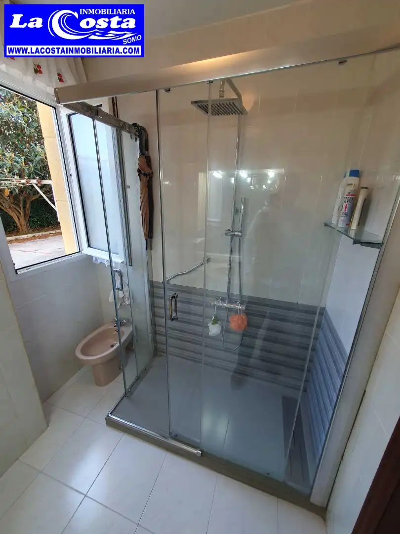 Baño de Piso en venta en Ribamontán al Mar con Calefacción, Terraza y Amueblado