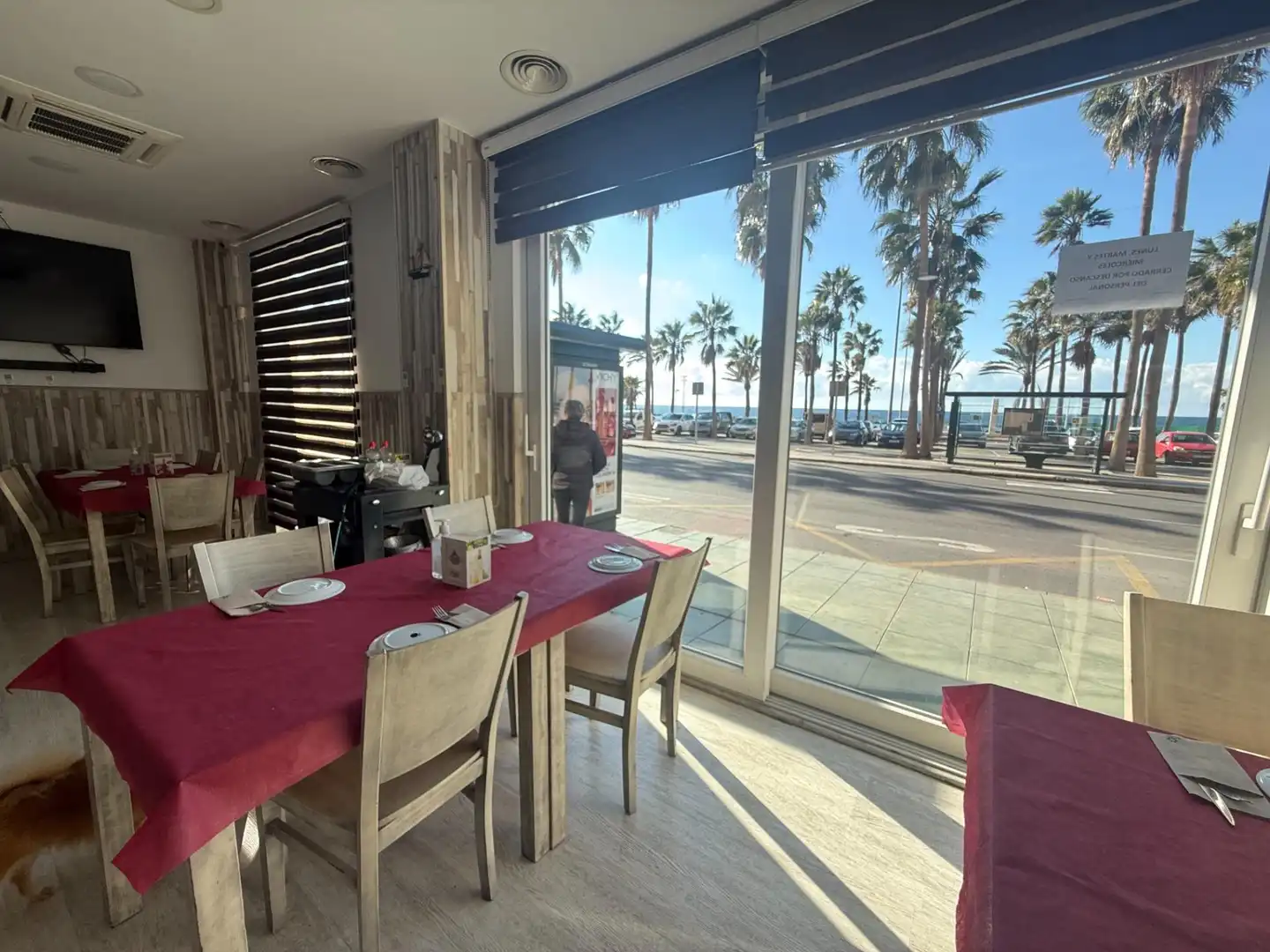Geschaftsraum zur Miete in Almería mit Terrasse und Möbliert