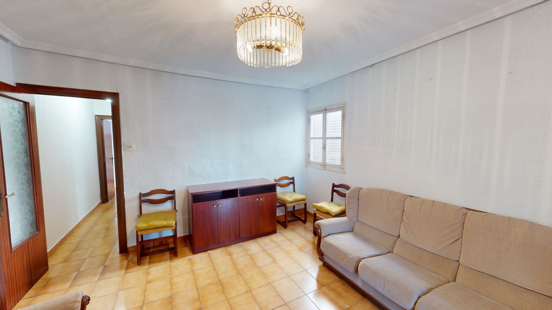 Sala d'estar de Casa o xalet en venda en Elche / Elx amb Calefacció, Traster i Moblat