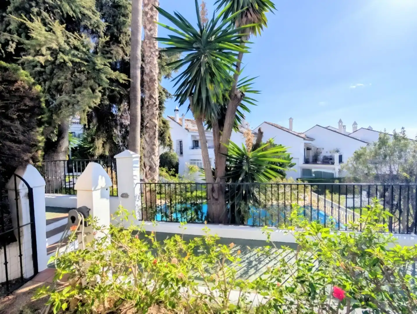 Jardín de Casa adosada en venta en Marbella con Aire acondicionado y Piscina comunitaria