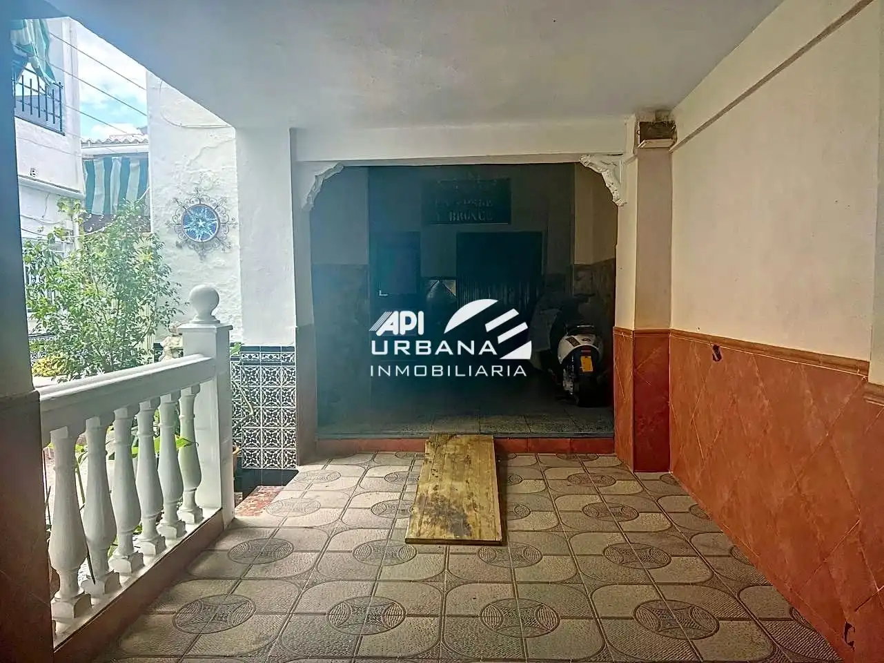 Vista exterior de Casa o chalet en venta en Lucena con Terraza y Balcón