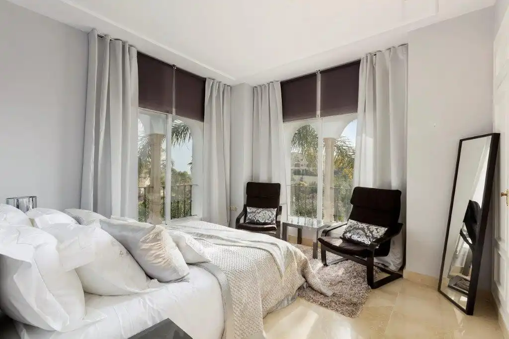 Habitación de Casa o chalet en venta en Benahavís con Aire acondicionado, Calefacción y Terraza