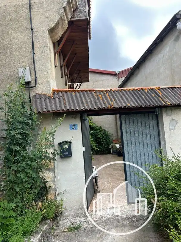 Vista exterior de Casa o chalet en venta en Valle de Valdebezana con Calefacción, Terraza y Amueblado