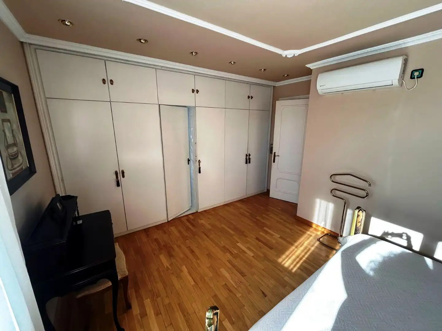 Chalet con piscina en venta en Carrer Anglada Camarasa, imagen 10