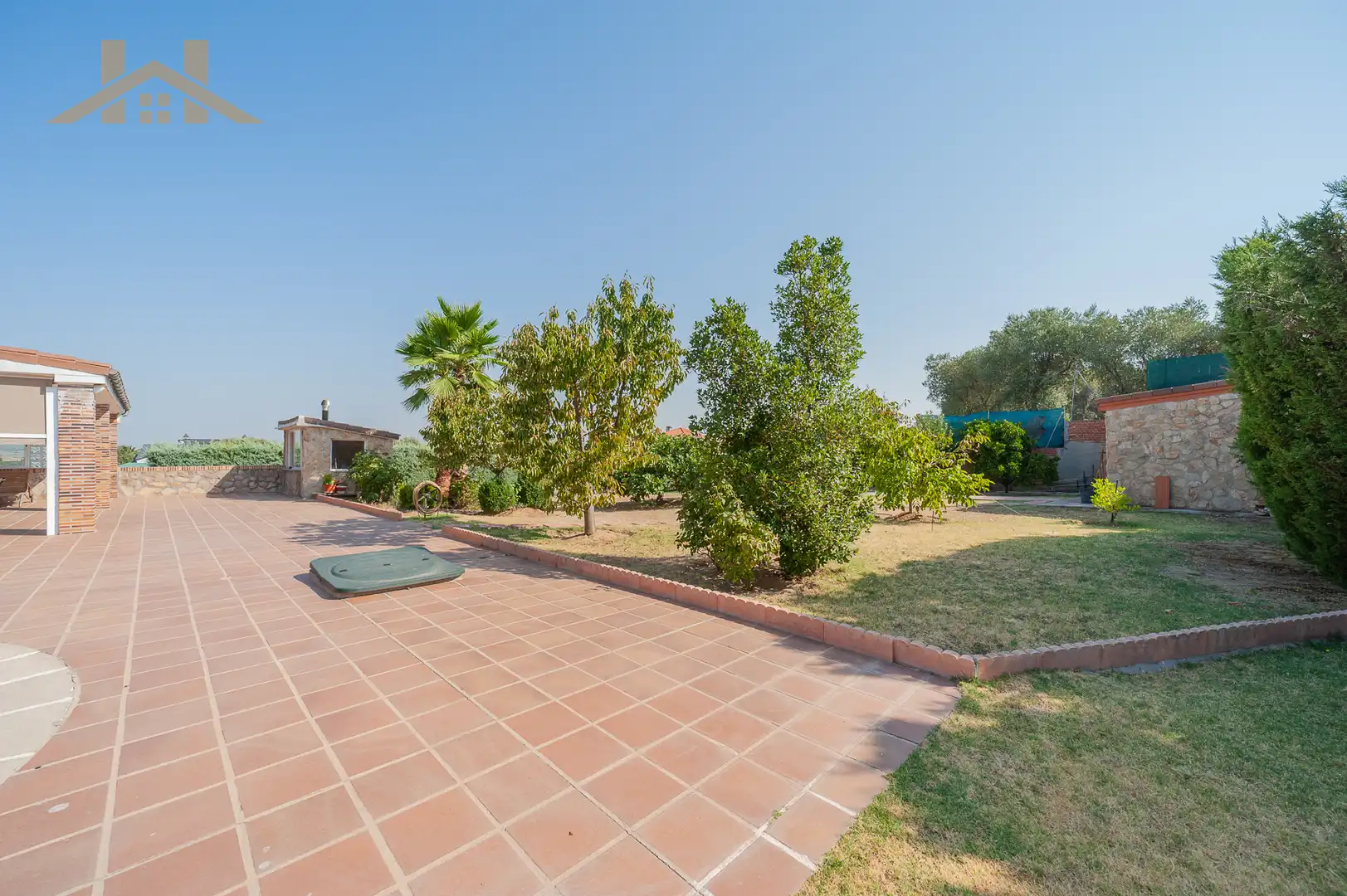 Jardí de Casa o xalet en venda en Arroyomolinos (Madrid) amb Aire condicionat, Calefacció i Jardí privat