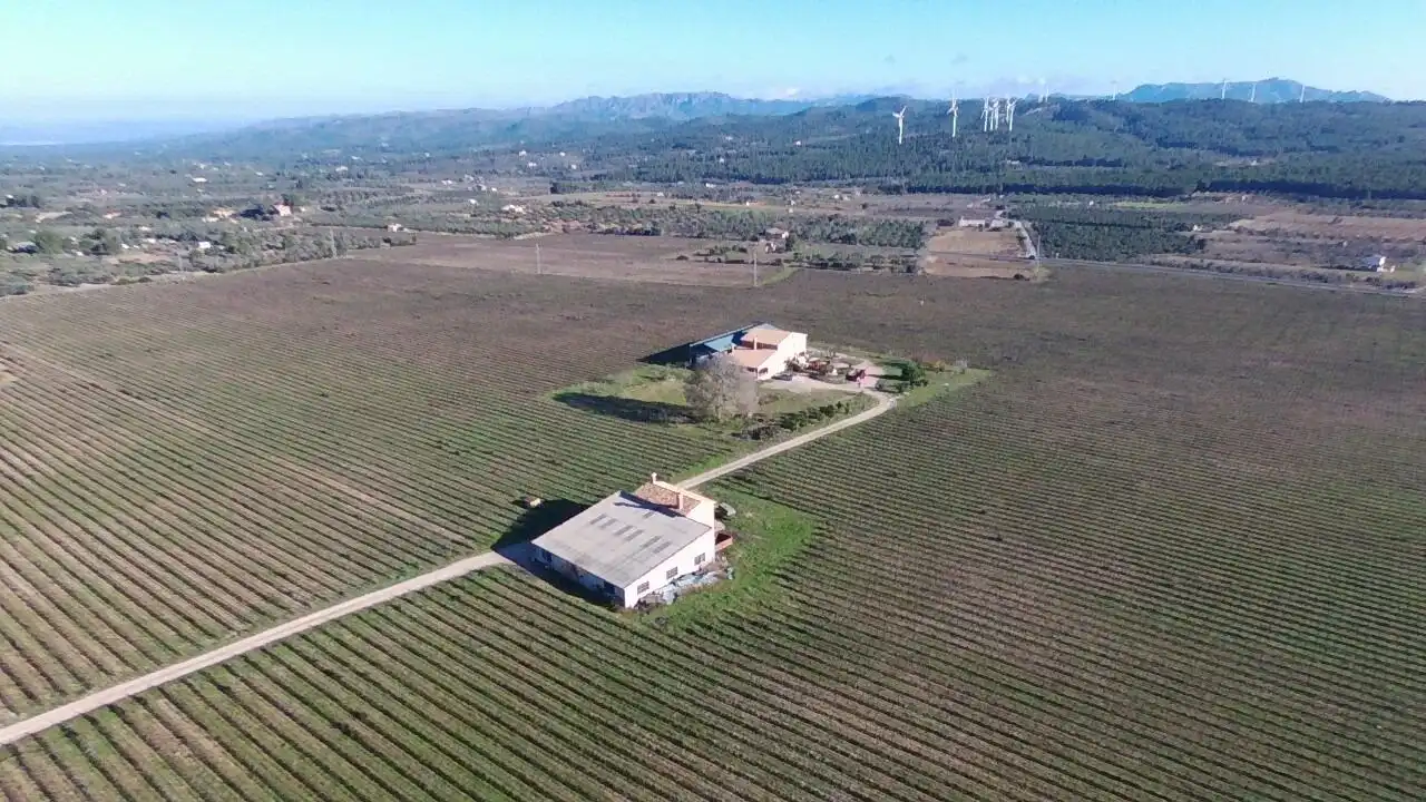 Finca rústica en venta en El Perelló con Jardín privado, Terraza y Trastero
