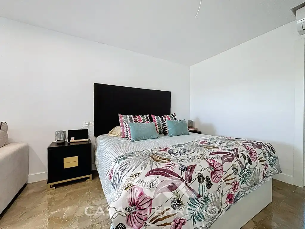 Dormitori de Casa o xalet en venda en Vélez-Málaga amb Aire condicionat, Jardí privat i Terrassa