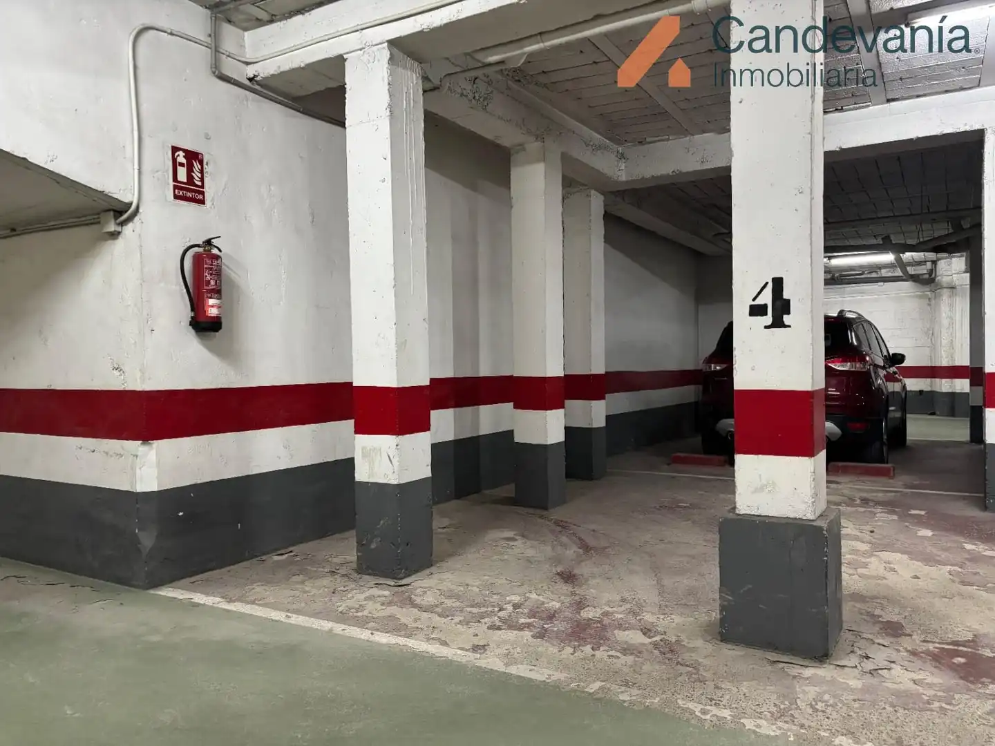 Aparcament de lloguer a Calle Constitución, imagen 4
