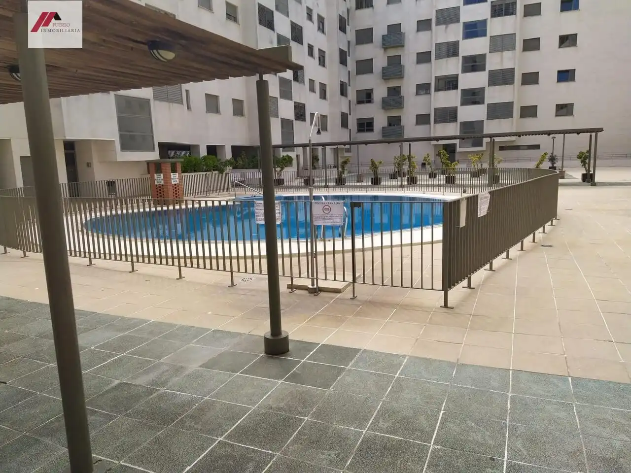 Piscina de Àtic en venda en El Puerto de Santa María amb Terrassa, Traster i Piscina comunitària