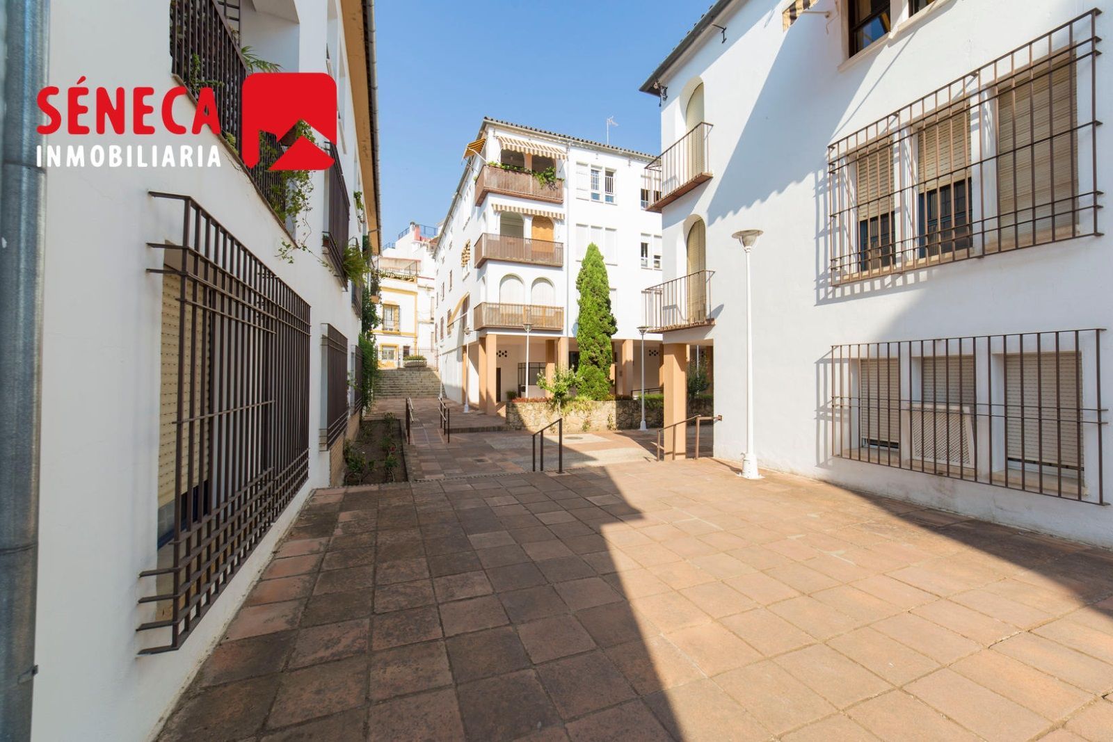 Pis en venda a Sta. Marina - San Andrés - San Pablo - San Lorenzo