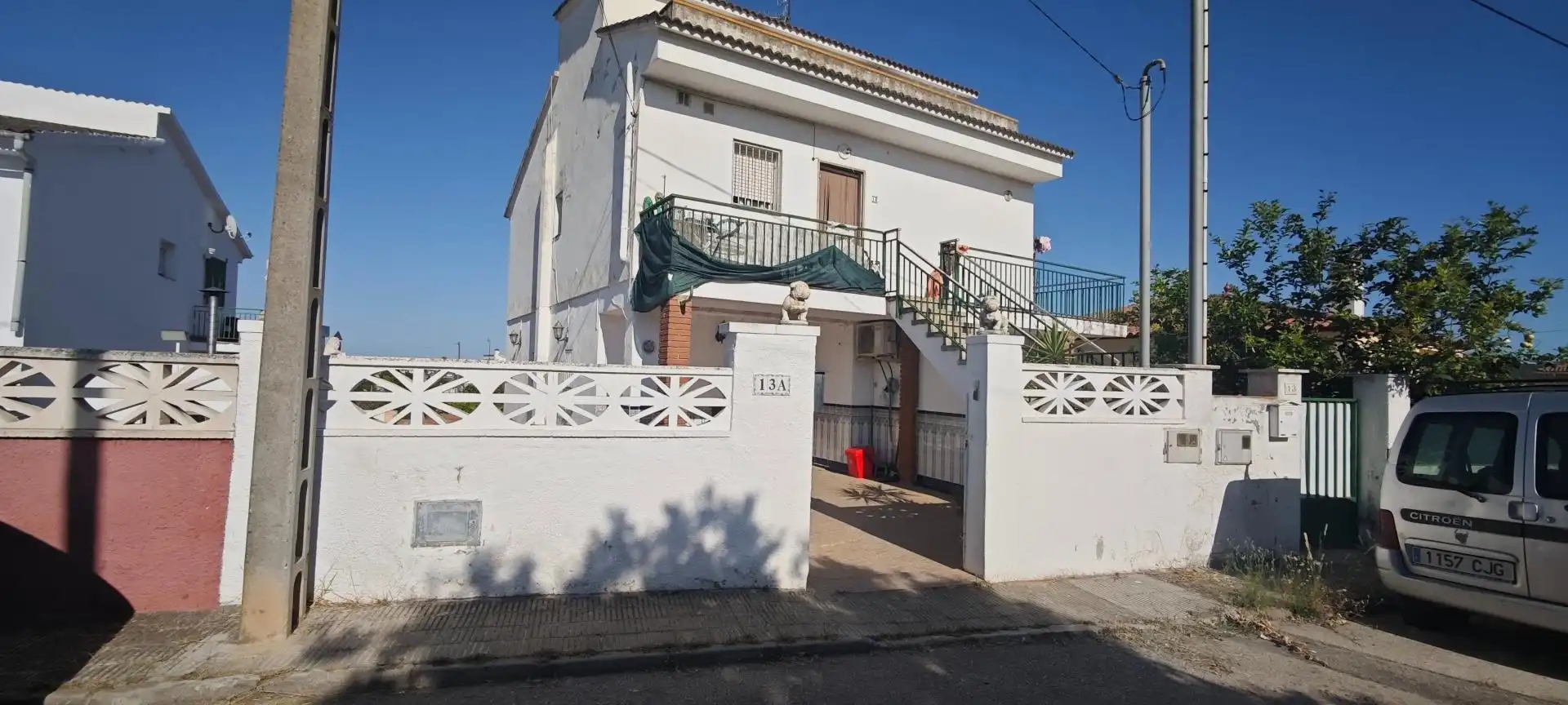 Vista exterior de Pis en venda en La Bisbal del Penedès amb Aire condicionat, Calefacció i Terrassa