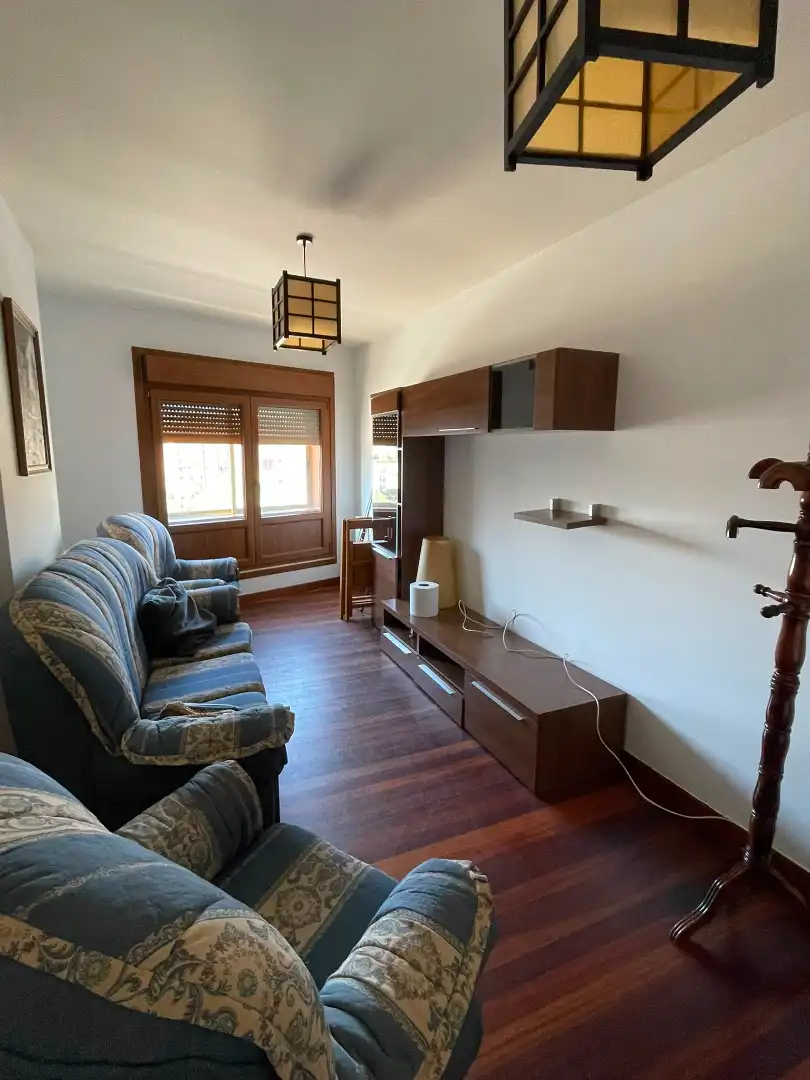 Flat with lift to rent in Avenida de Romero Donallo, imagen 2