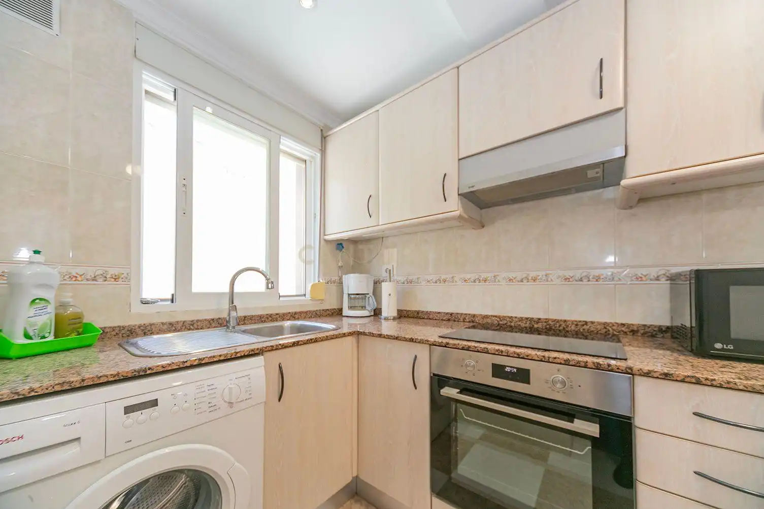Cuina de Apartament de lloguer en Calpe / Calp amb Piscina comunitària