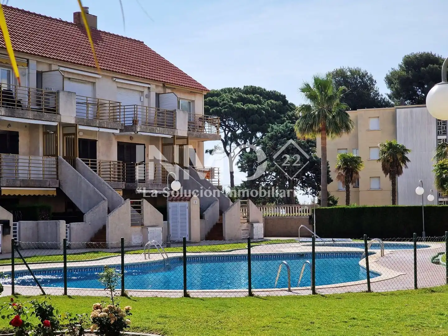 Dúplex amb piscina en venda a Carrer de Neptú, imagen 3