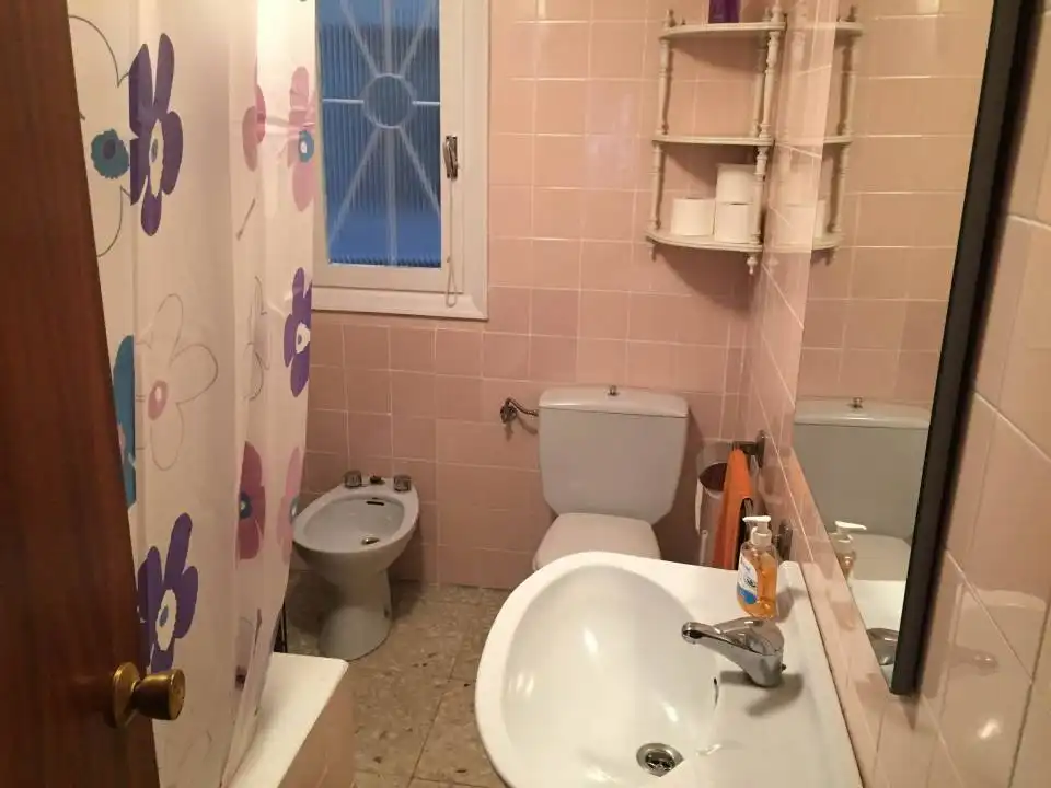Flat for rent in Zarautz Kalea, Ibaeta