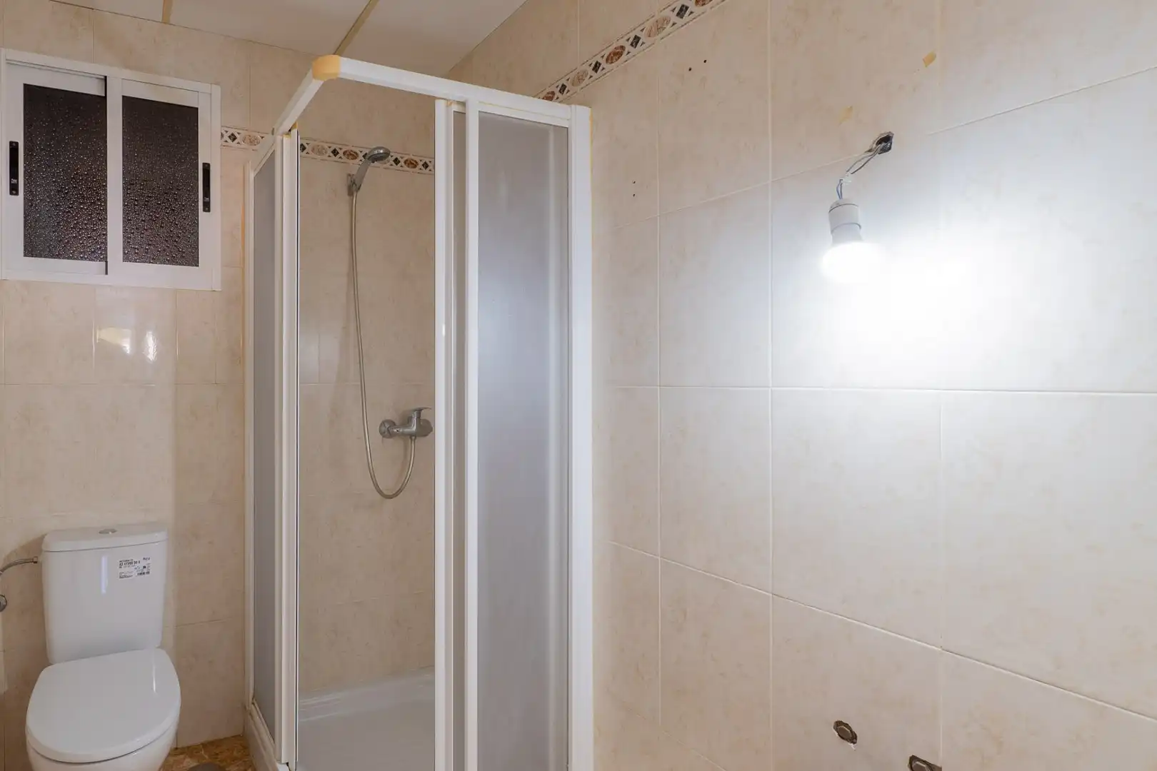 Bathroom of Flat for sale in Calpe / Calp  with Air Conditioner and Heating