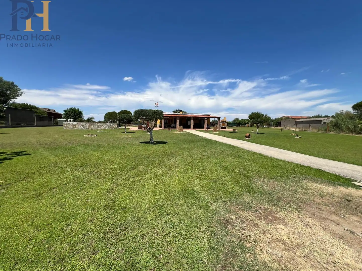 Exterior view of Houses for sale in Pepino