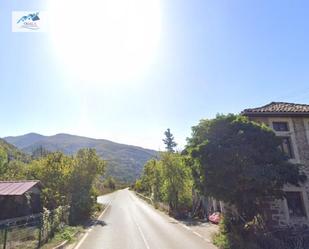 Vista exterior de Casa o xalet en venda en Cabezón de Liébana