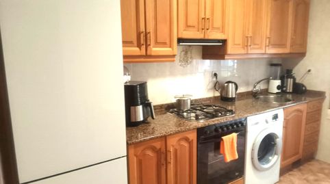 Foto 3 de Piso en venta en Calle Cataluña, Pumarín, Gijón