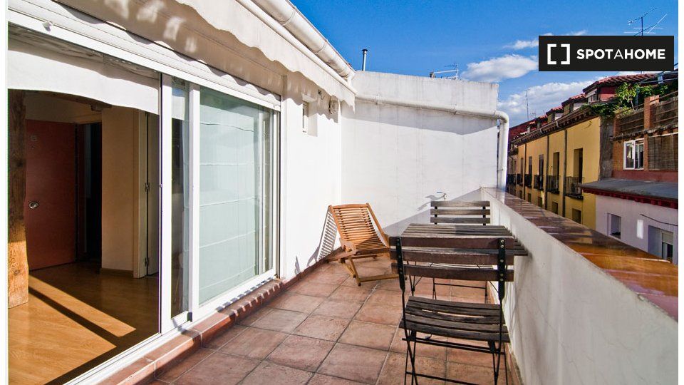 Terrace of Flat to rent in  Madrid Capital  with Air Conditioner, Heating and Furnished